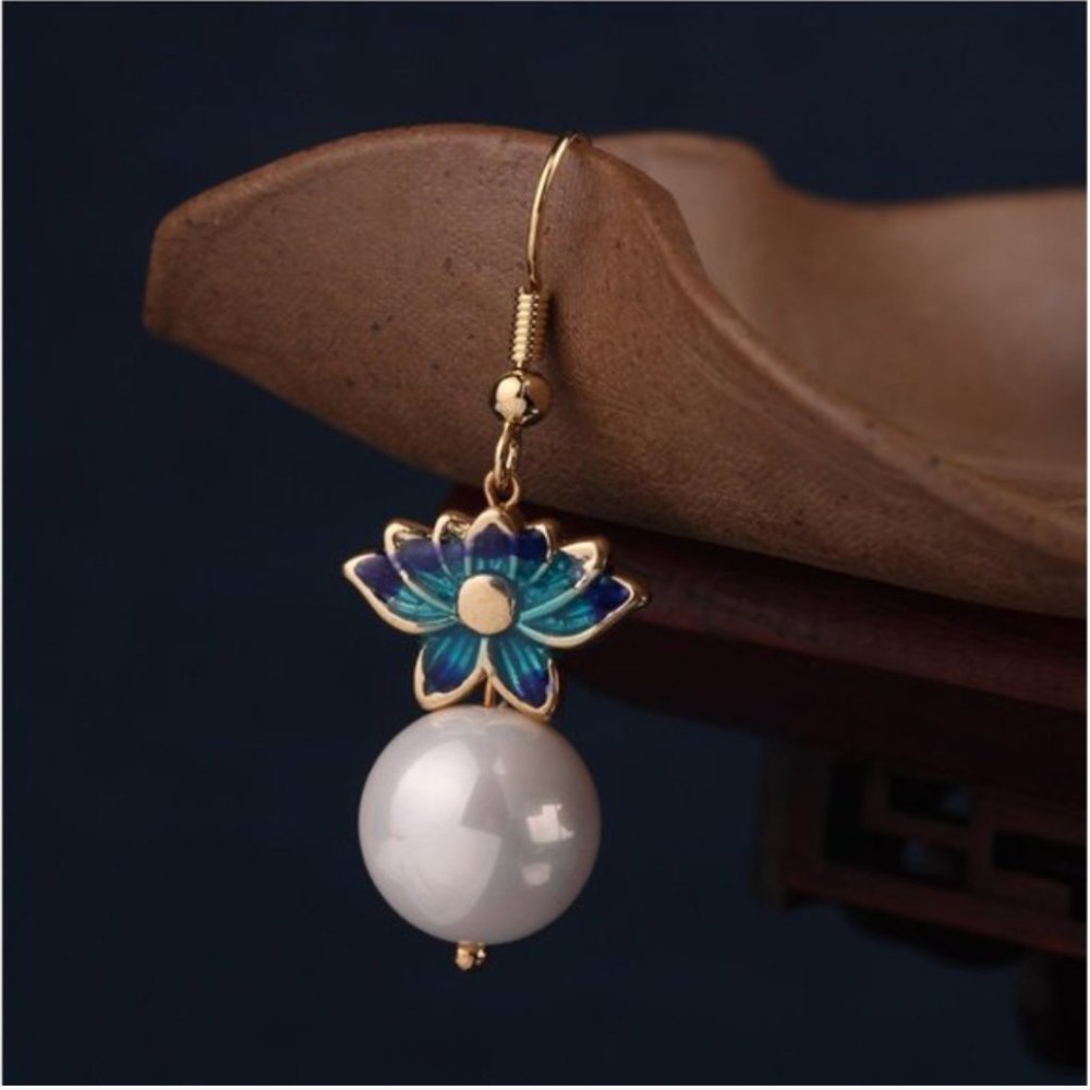 NEW Spiritual Lotus Flower Earrings - Picture 11 of 14